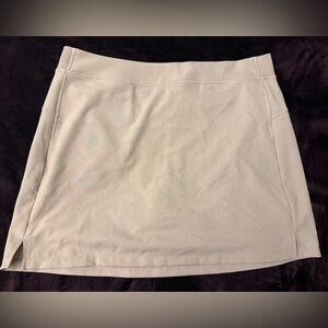 32 Degrees Women's pale pink Skort